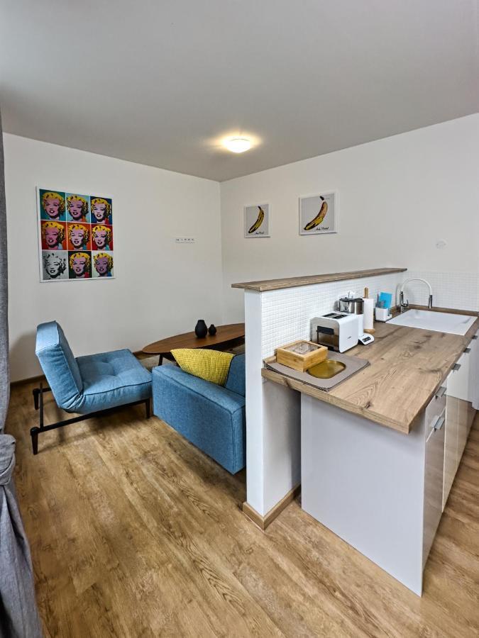 Gallery Apartments Liberec Exterior photo
